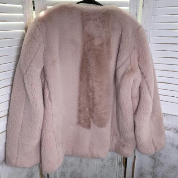 Faux Fur Pastel Pink Coat - Picture 6 of 7